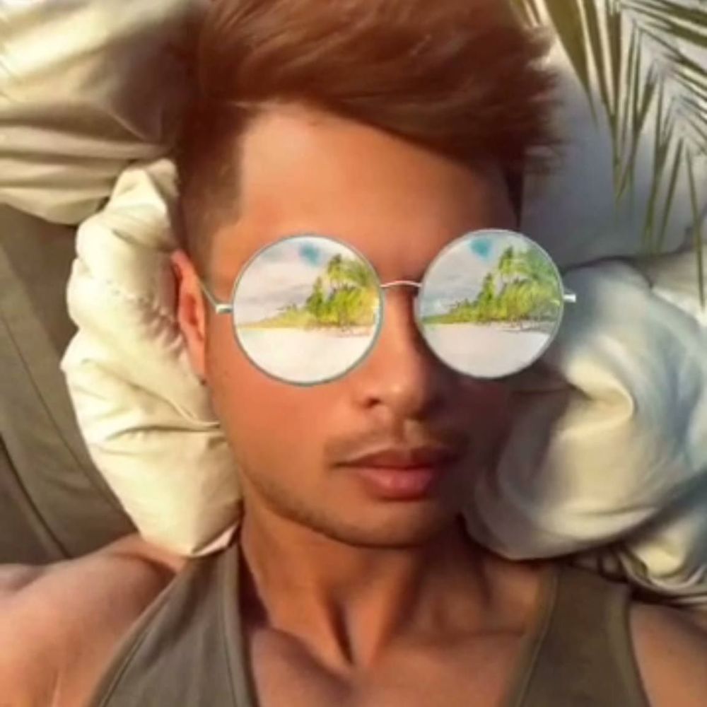 Meet your Posher, Dinny